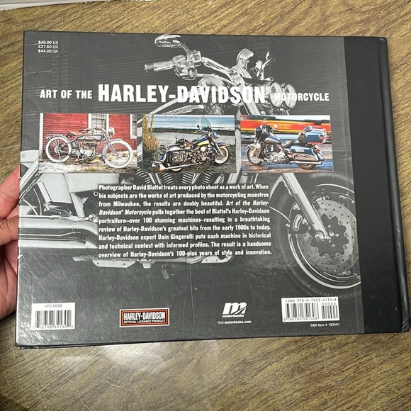 The Art of Harley Davidson Motorcycle Book - Picture 4 of 6